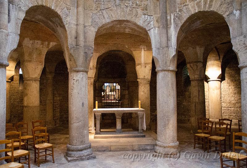 Crypt, Cathédrale Saint-Bénigne de Dijon IMGP1867.jpg